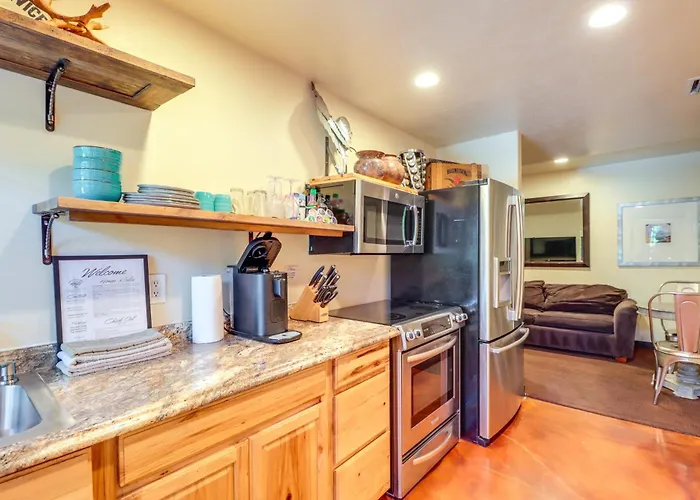 Holiday home Casita W/ Shared Swim Spa, Close To Hiking! *