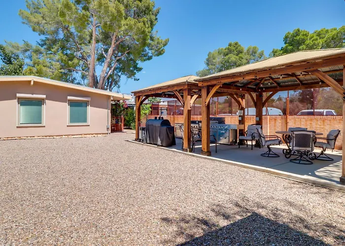 Holiday home Casita W/ Shared Swim Spa, Close To Hiking!