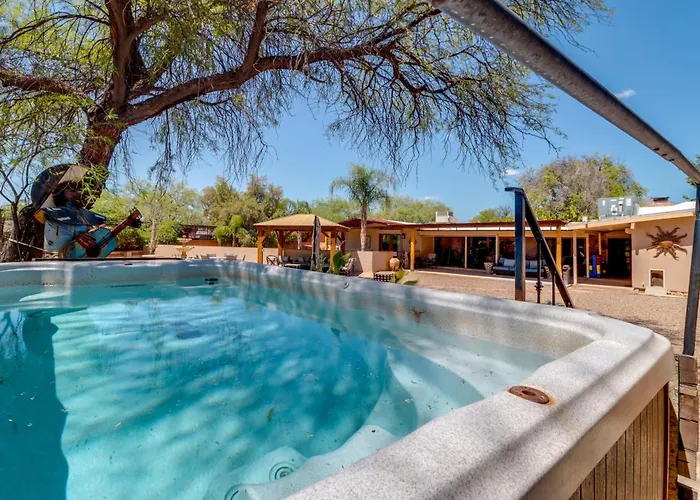 Casita W/ Shared Swim Spa, Close To Hiking! * Tucson
