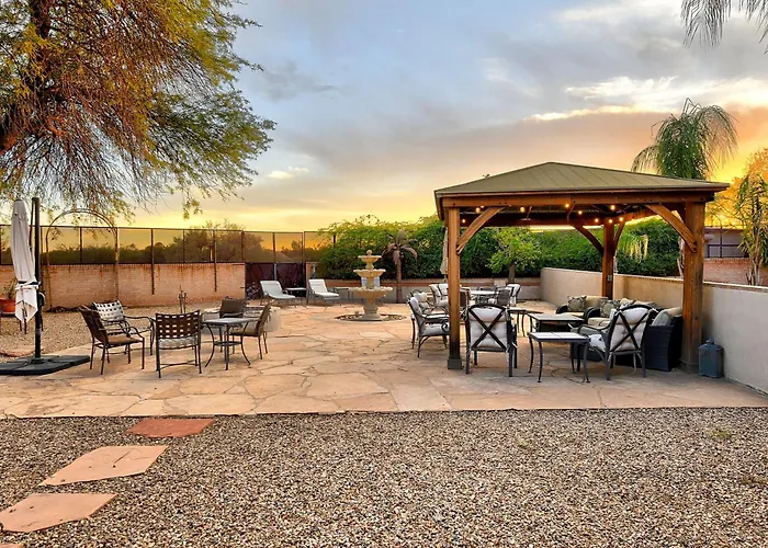 Casita W/ Shared Swim Spa, Close To Hiking! *